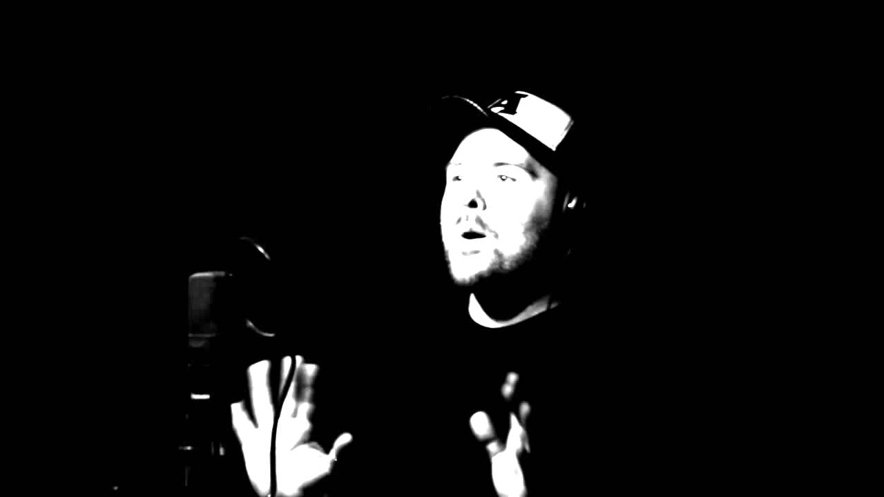 Fetty Wap | Trap Queen | Tony Roberts Acoustic Cover