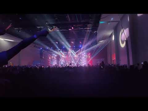 250411 CHEN (첸) - Everytime (feat Punch) @KOREA 360 at Grand Hyatt Dubai FanCam 4K