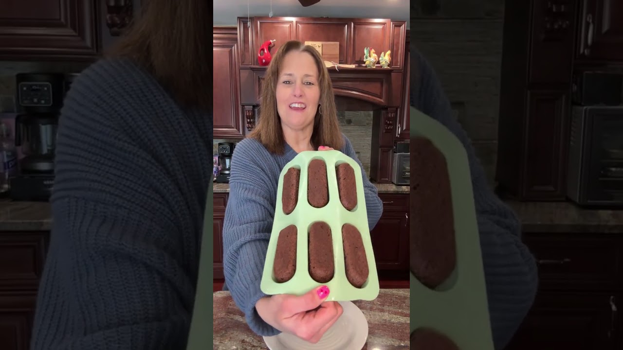 Homemade Devil Dogs Recipe - Copycat Drake's Cake Childhood Favorite