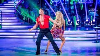 Steve Backshall & Ola Salsa to ‘Jump in the Line’ - Strictly Come Dancing: 2014 - BBC One Resimi