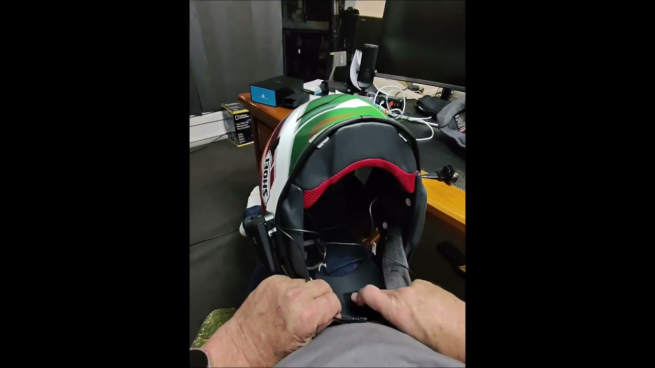 Installing a Cardo Packtalk Pro to a Shoie NXR2 Helmet #radskills #ShoieNXR2 #Cardo #Packtalk 
