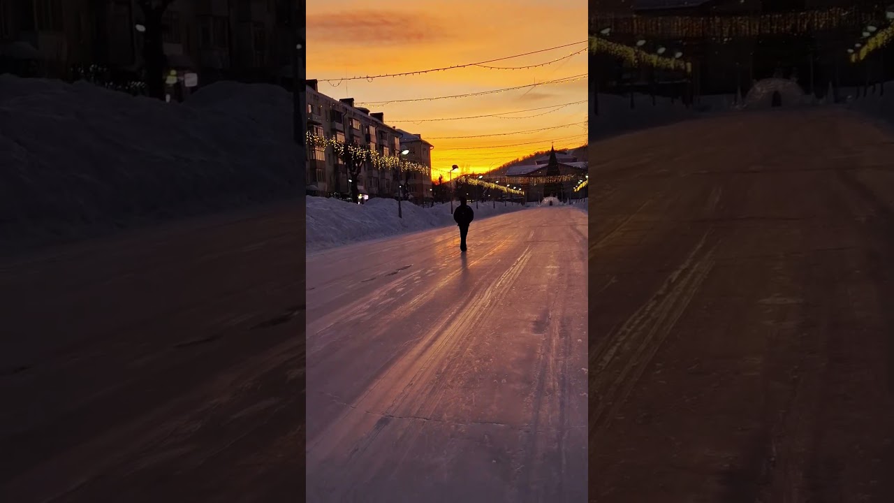 Думаете это закат? Нет, это -восход! Каждый новый день начинается с возможностей.  Рональд Рейган.