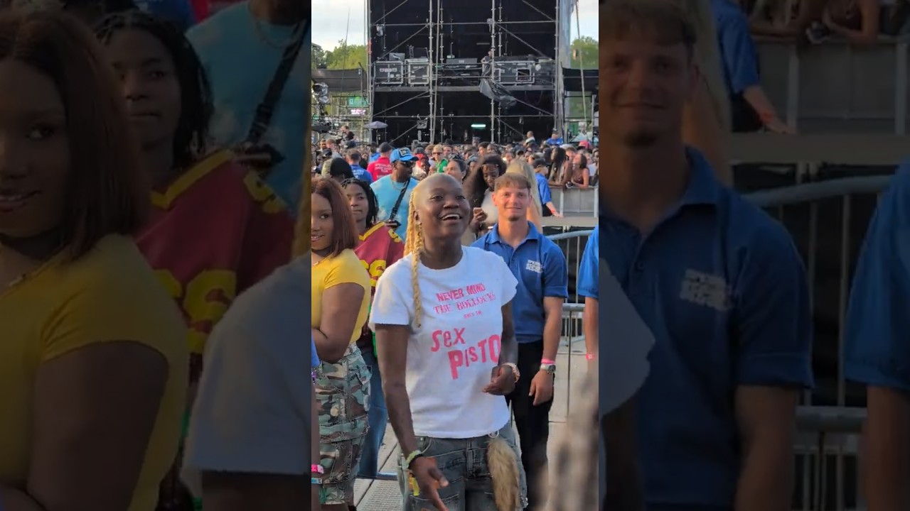 Darkoo chilling in the crowd at Wireless Festival 2025 in London 😍🔥🥳😎 