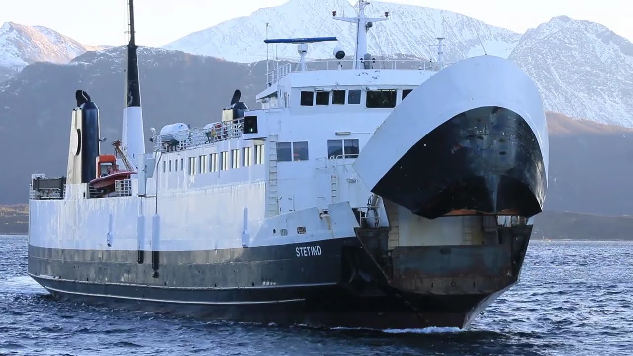 OnTheFerry # Dryna/Brattvåg - With MF 