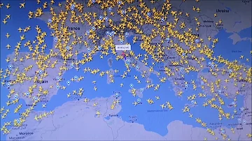 Как отслеживать полет самолета онлайн?Jak śledzić lot samolotem online? Flightradar24
