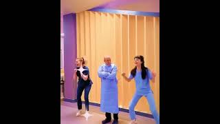 ‘Mucize Doktor’ oyuncuları Sinem Ünsal, Hayal Köseoğlu ve Serkan Keskin’den eğlenceli dans videosu! Resimi