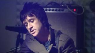 Johnny Marr - falling in love with the guitar