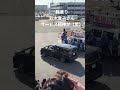 自民党　鈴木貴子さん箱乗り（笑）