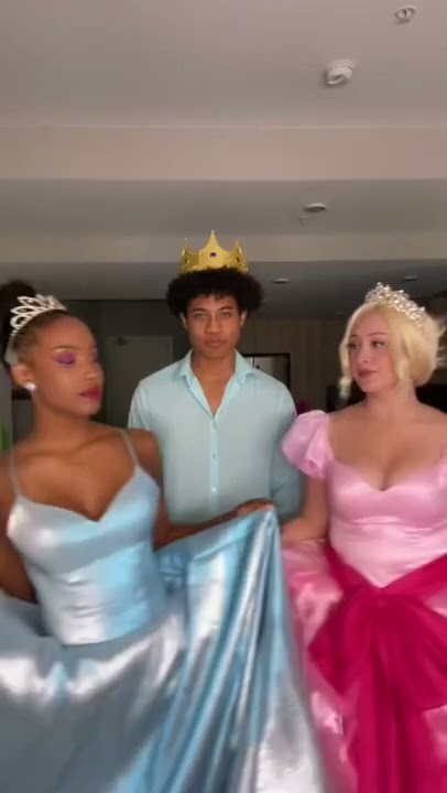 Download lagu #POV: princess tianna and lottie fight over prince naveen.. #shorts #tiktok