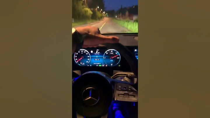Mercedes-Benz EQB 0-160 Top Speed POV (Night) - DayDayNews