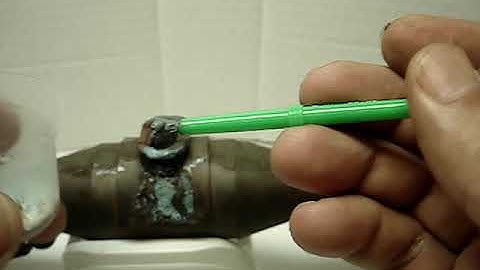 Deluxe Materials Scenic Rust Demo