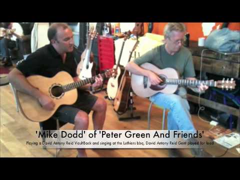 Mike Dodd Of 'Peter Green And Friends' Playing A David Antony Reid VaultBack.