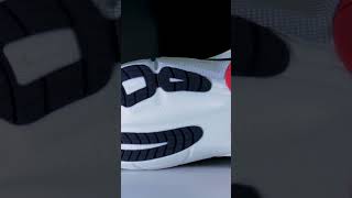 The Saucony Paramount debuts in 2026 and offers the IncrediRUN packed trainer we’ve been asking for.