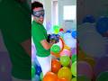 Can you BURST 1,000 balloons in 30 seconds?