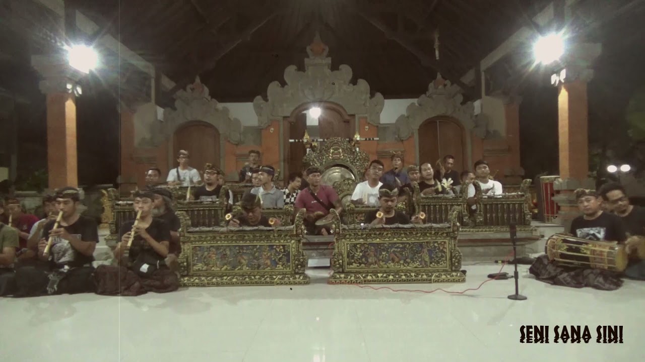 IRINGAN TARI LEGONG KERATON LASEM