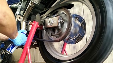 HOW TO : EASY CLEAN YOUR MOTORCYCLE CHAIN WITH WD40