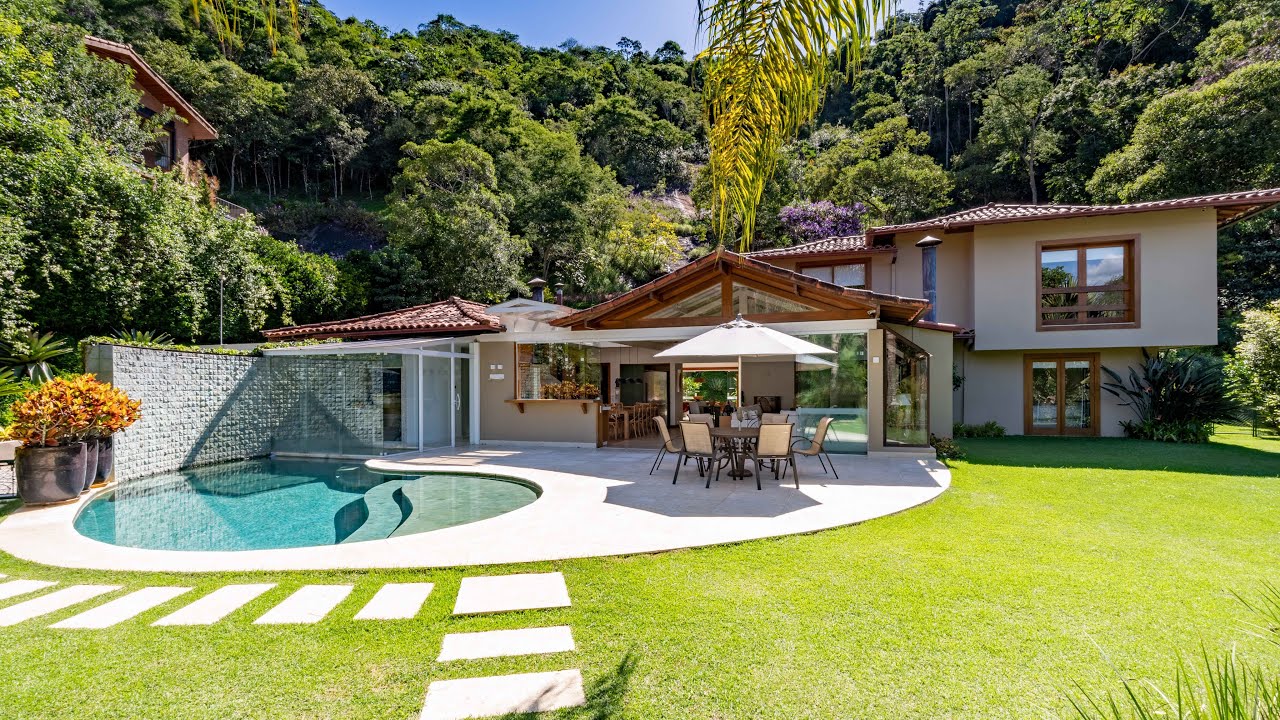 Mansão no Quinta do Lago em Itaipava YouTube