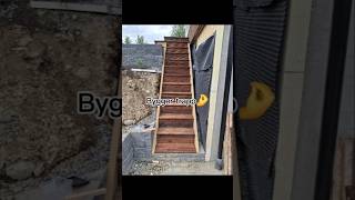 Trappa begynner å ta form 👏#landscaping #gardenmakeover #backyardproject #outdoorproject #diyproject