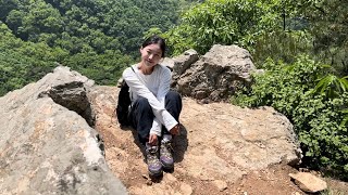 ⛰vlog 등산 브이로그 : 등산인지 피크닉인지 ‍♀ 정상에서 친구가 준비해온 도시락 먹고 집에서 쫄면이랑 치킨 와인 먹는 먹방 일상 다이어트는 언제나 내일부터..