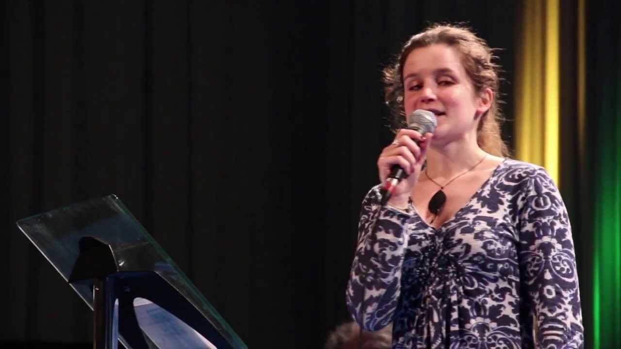 Flore Berlingen (Directrice du Cniid) lancement Zero Waste France - YouTube