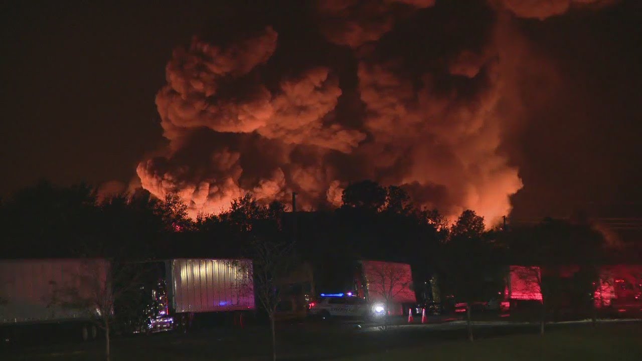 Massive, raging fire threatening nursery in Central Florida