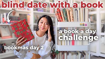 BLIND date with a BOOK advent calendar | reading a BOOK A DAY | bookmas day 2📚❄️