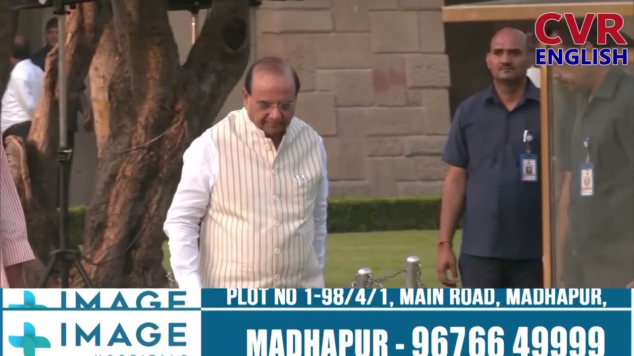 Union Minister Manohar Lal Khattar paid tribute to Mahatma Gandhi on his birth anniversary|