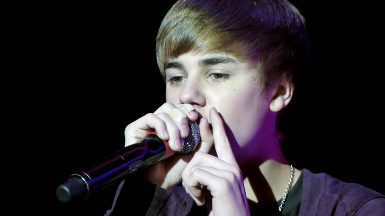 Justin Bieber - Never Say Never Premiere Paris 17/02/2011