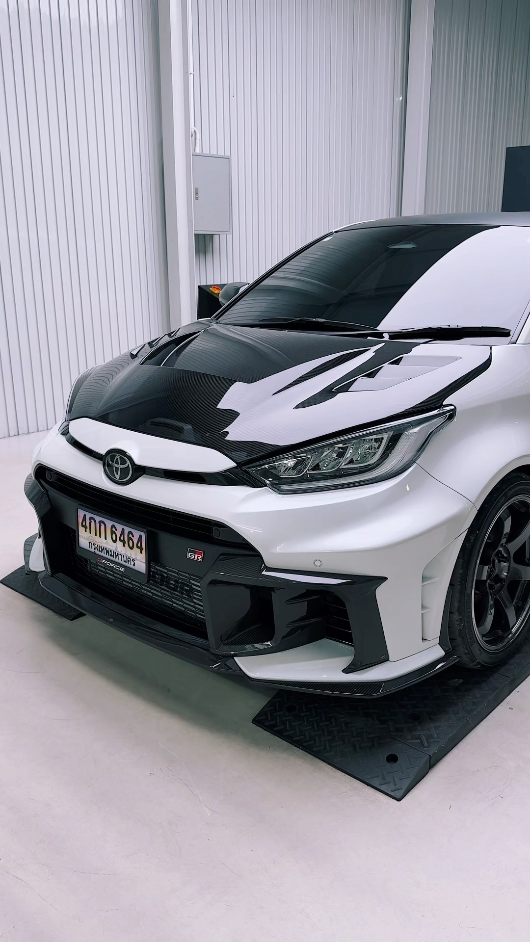ฝากระโปรงหน้าคาร์บอน #ResultJapan Toyota GR Yaris #GFORCE