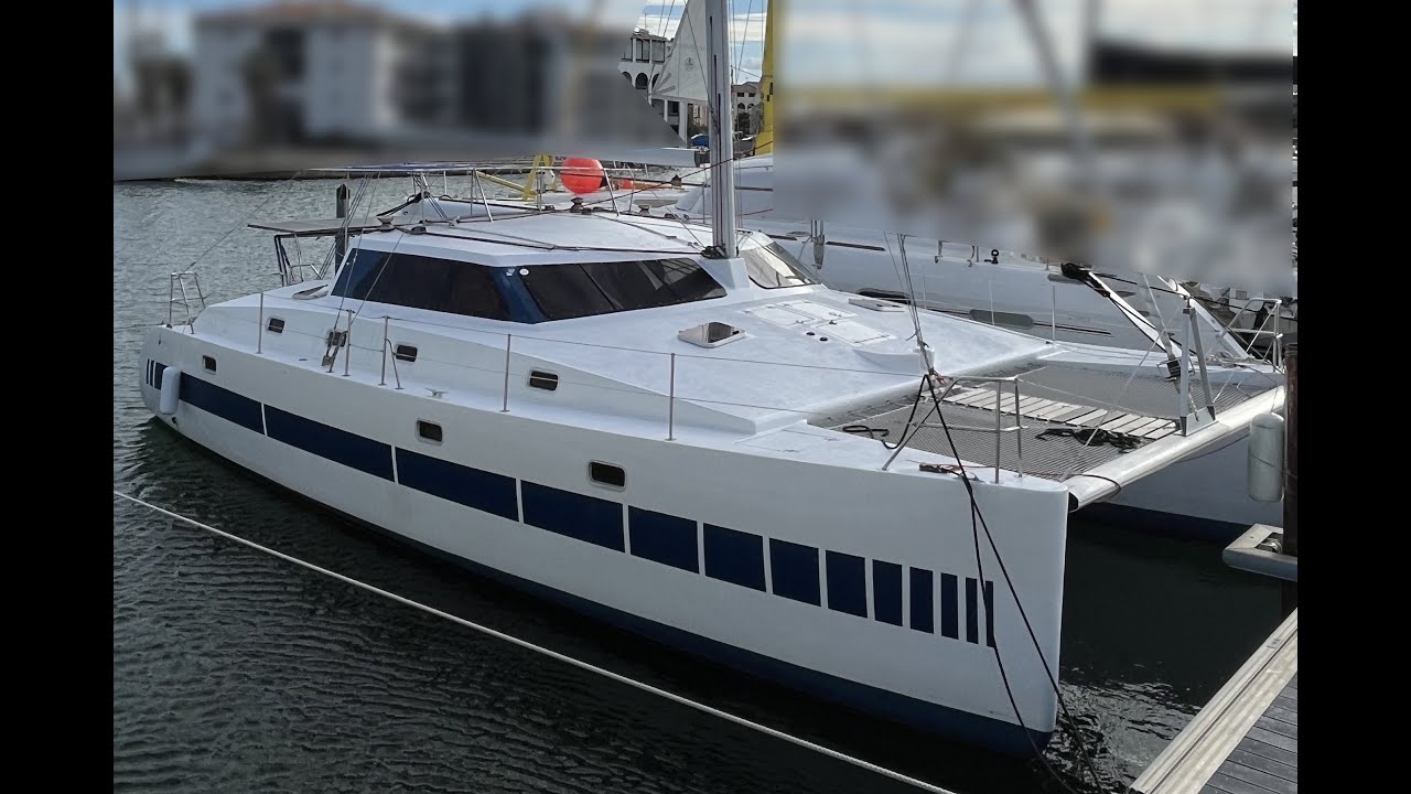 Visite Catamaran LAZZI 1200