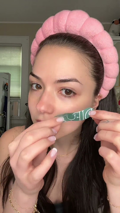 trying the 'forever eye masks' from Dieux Skin 👀