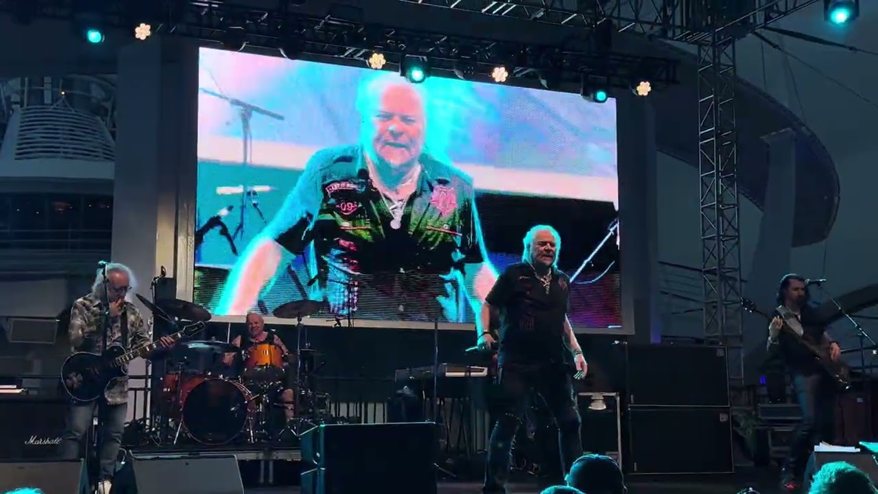 URIAH HEEP - Gypsy - Rock Legends Cruise XIII