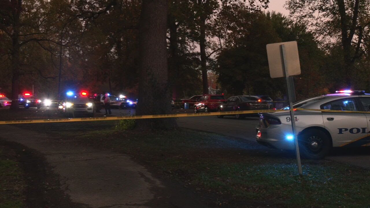 2 men hospitalized after shooting at Shawnee Park, Louisville police ...