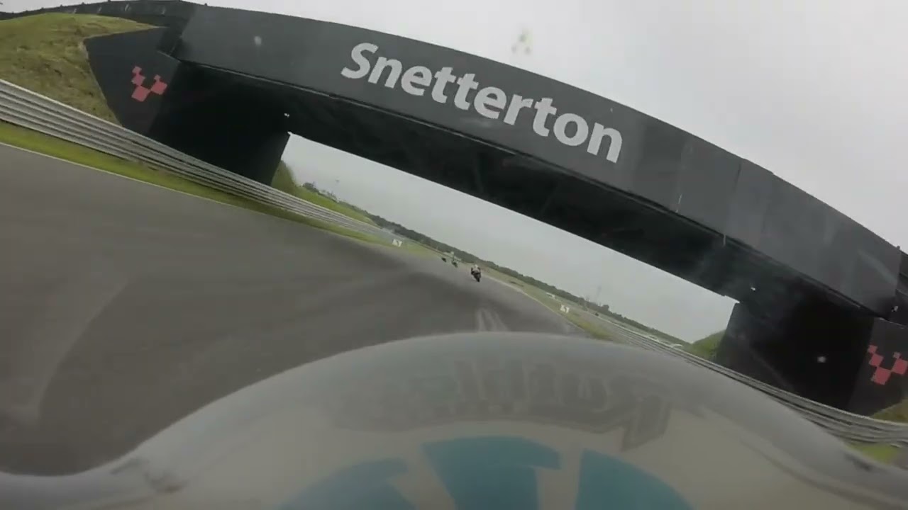 BMCRC MRO 600 2016 - Round 4 - Snetterton 300 (Race 4)