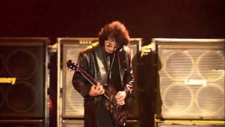 Video thumbnail of "Black Sabbath - Paranoid (LIVE) [HD]"