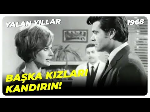 Ayla, Tarık'ın Yardımını Kabul Etmedi! | Yalan Yıllar Hülya Koçyiğit Yeşilçam Filmi