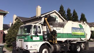 Pleasanton Garbage Service Autocar Rapid Rail @NorCalwastetrucks