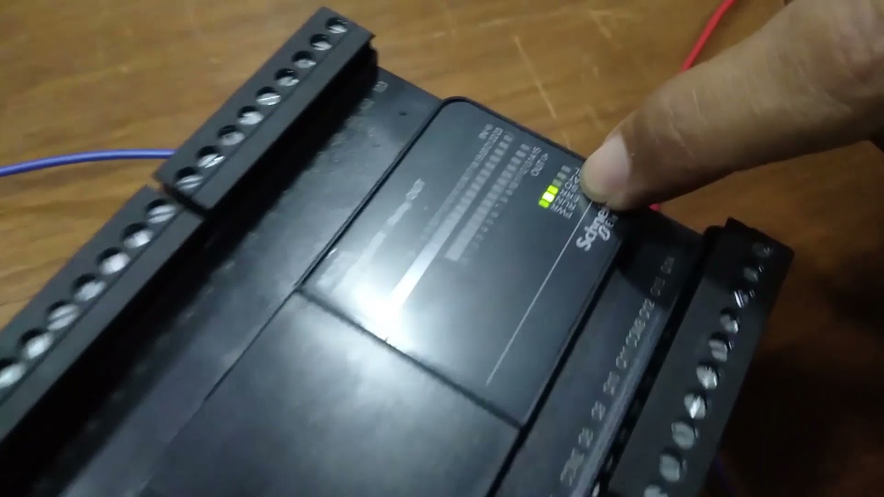 Cara Memprogram PLC Jenis Schneider dan Wiring (Praktikum PLC Pertemuan 7)