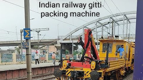 gitti packing machine #railway #train #indianrailways #railwayohe