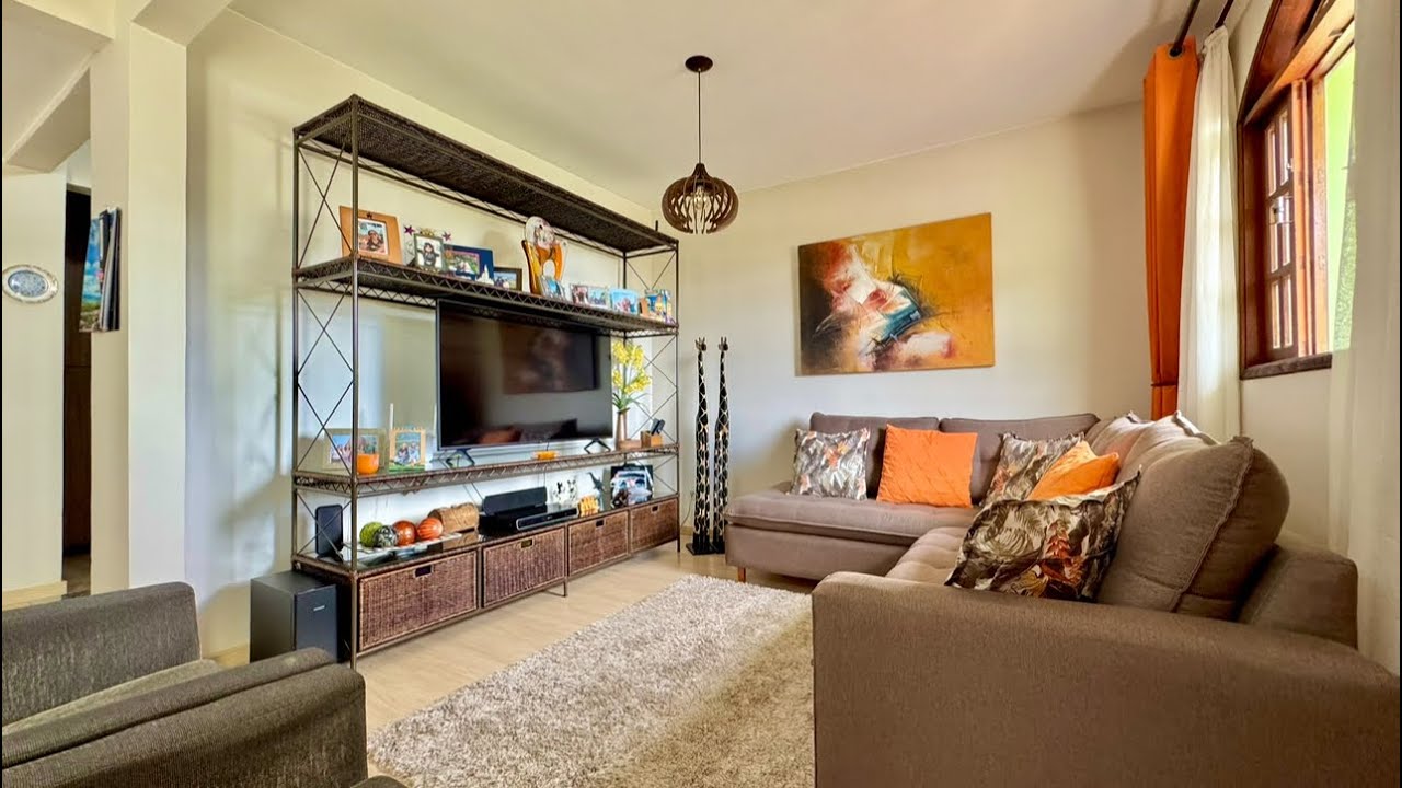 Недвижимость в Терезополисе - дом в закрытом поселке в центре Терезополиса