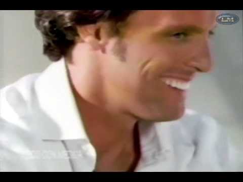 Luis Miguel Comercial Cerveza Corona 2003