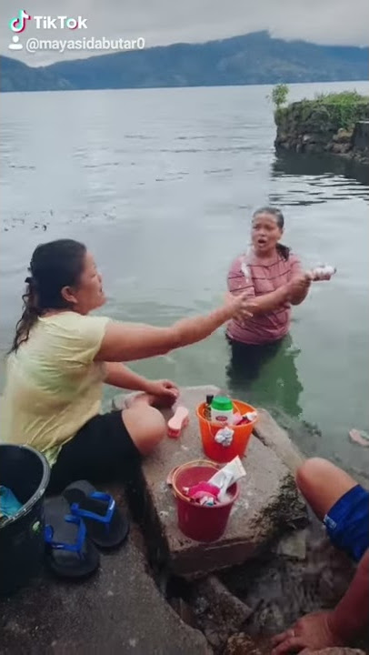 luapan emosi dgn cewe yg senang dlm penderitaan orang