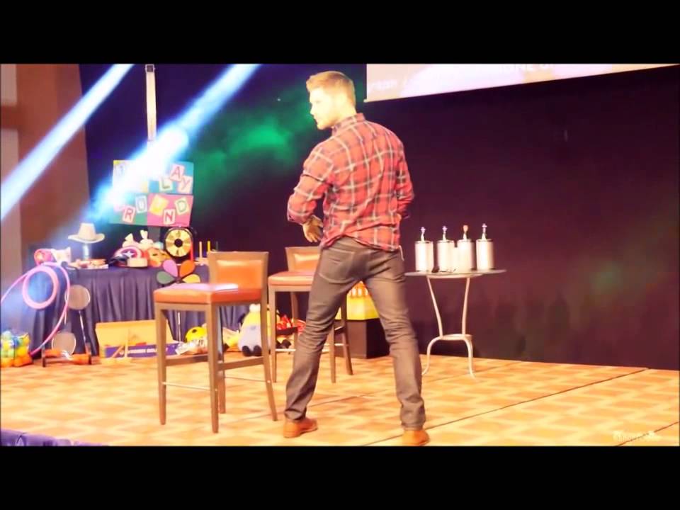 Supernatural cast (mainly Jared/Sam and Jensen/Dean) dancing to Footloose