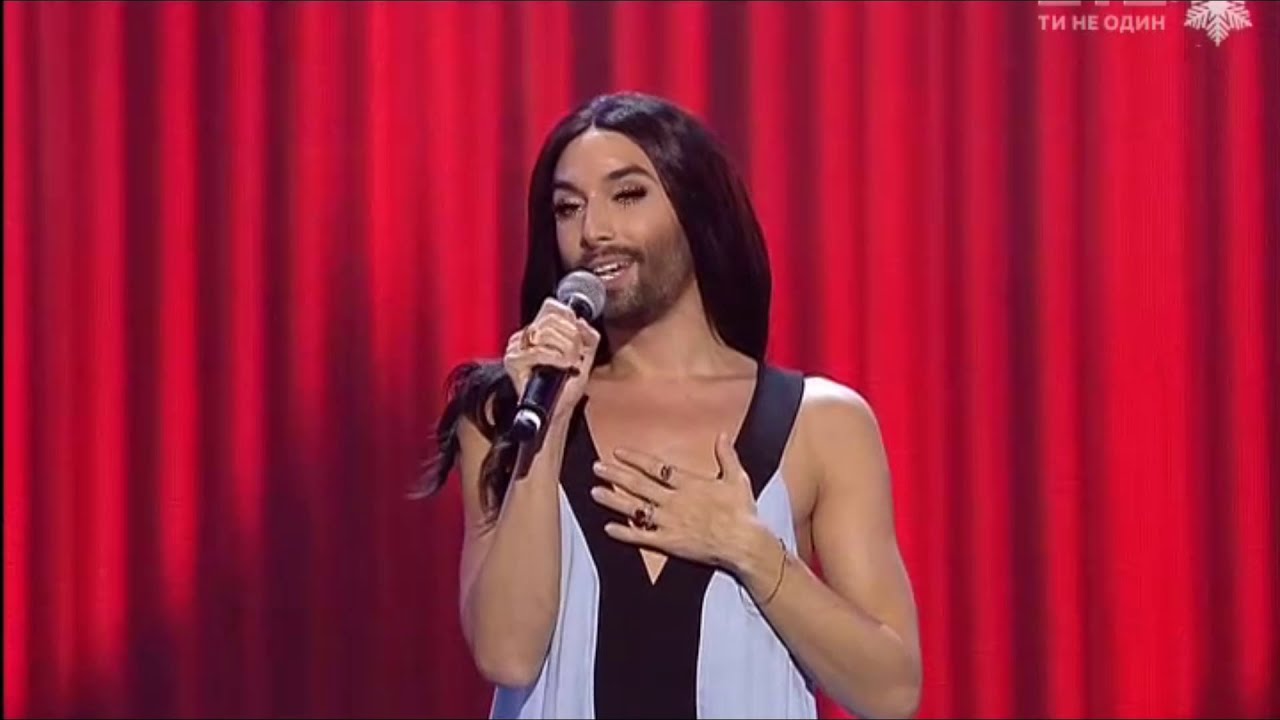 Conchita Wurst says Hello to Kyiv and Ukraine, 25.10.2015, Vechirniy ...