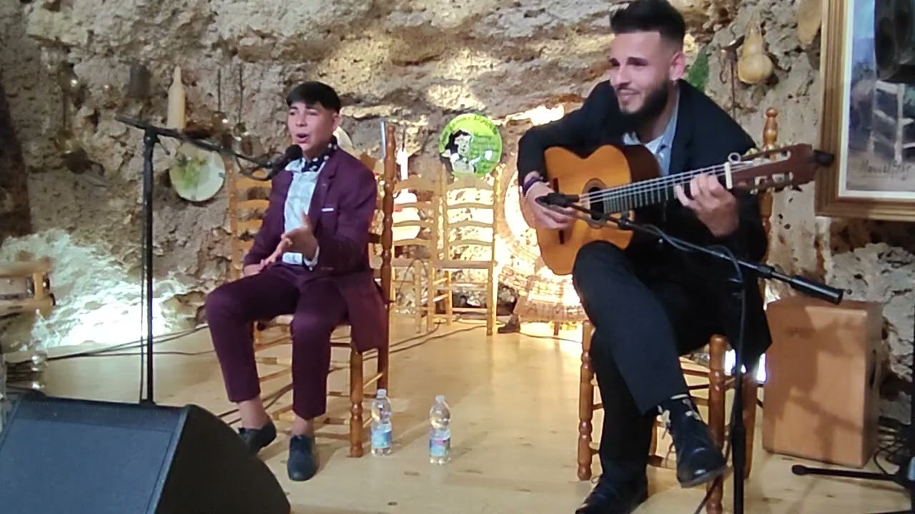 Rafael Amador La Voz Kids #jovenesflamencosdelmorato cante puro soleá guitarra Antonio de Quero