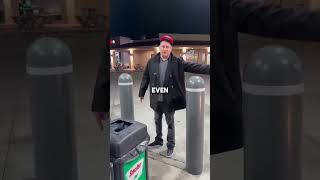 Download Lagu De gestoorde punker wordt meteen op zijn plaats gezet! 😯 MP3