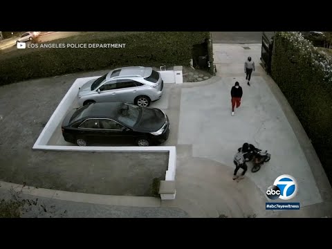 Mom with baby in stroller robbed in driveway of Hancock Park home | ABC7