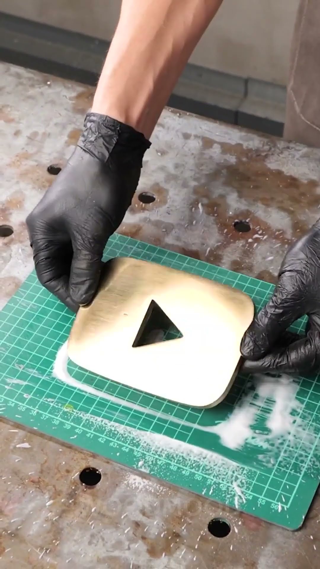 Turning a YouTube Gold Play Button into a Lunchbox?! ??