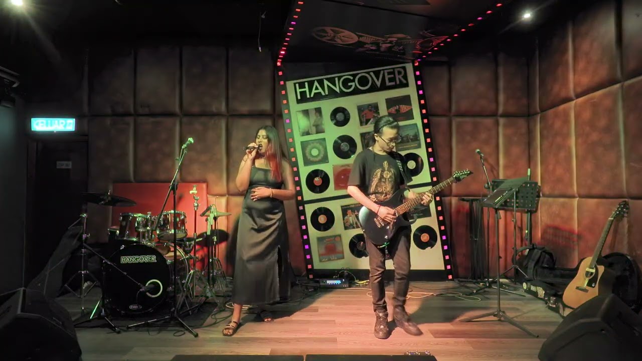 Triple Trouble - Bleed (Live @ Hangover Bar)