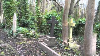 Is Highgate Cemetery Haunted? Video 6